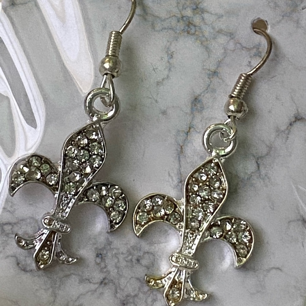 Fleur de lis Crystal dangle Earrings